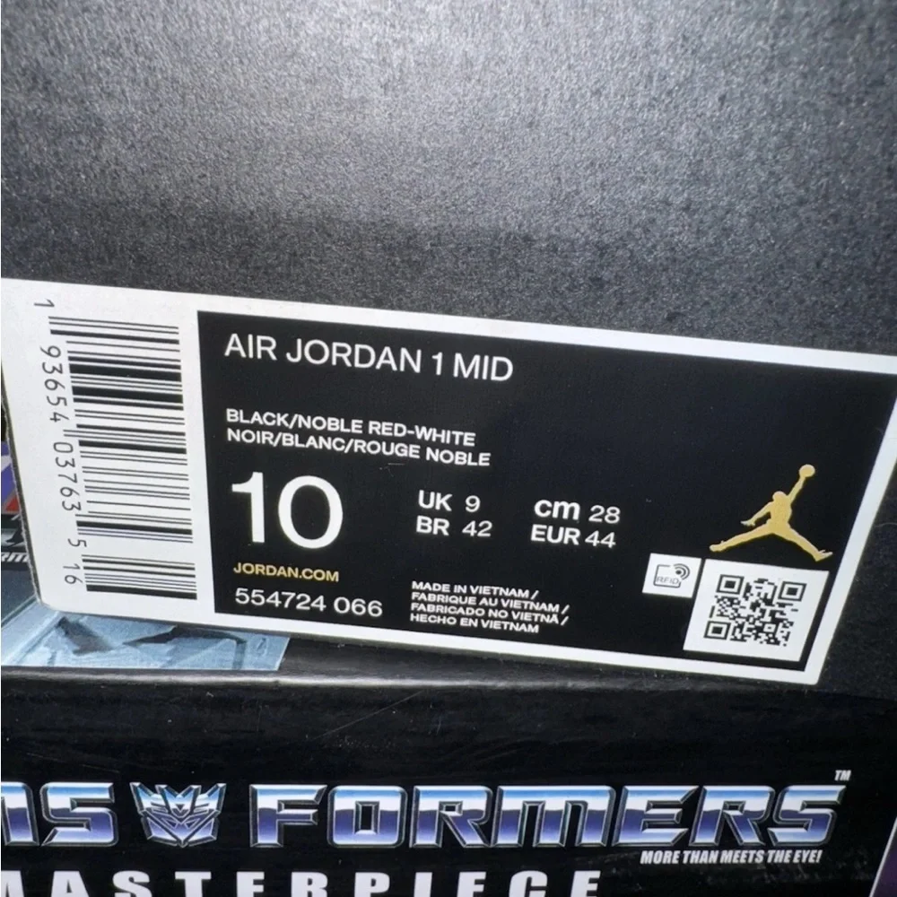 AIR JORDAN 1 MID BLACK/NOBLE RED-WHITE 554724 066 Mens
Shoes Size 10 Excellent! - Picture 11 of 11